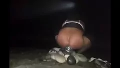 Odtwórz Niezwykle ogromny penis walący mnie w tyłek klapsami i dziwacznymi wstawkami odbytu