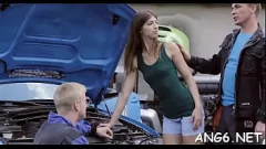 Redă Urmărește-o pe Susan Ayn în acest trio sălbatic în aer liber cu doi tipi excitați, cu acțiune hardcore, o muie aburindă și niște bâjbâituri serioase!