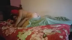 Redă Urmărește-o pe această adolescentă fierbinte, cu un fund mare și sâni naturale, care se lasă furată tare în acest video porno de casă pentru amatori.