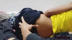 Jouer La jeune ébène Annaya se fait pilonner le cul serré lors d'une intense séance de sexe anal amateur avec un enfer bien doté.