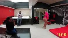 تشغيل تقوم ريبيكا سانتوس بعمل مقاطع فيديو xvideos مع العديد من الرجال في حالة مزاجية لممارسة الجنس