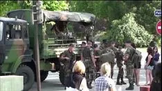 Play Soldiers fuck in Paris several cruves crazy about dick