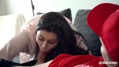 تشغيل الرجل صاحب البيتزا يخترق عميل nympho