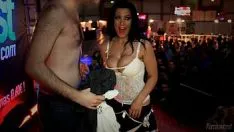 Play Fuck a xxx actress who does a lot of xxx