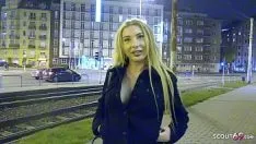 Jouer Filles publiques ayant des relations sexuelles en public