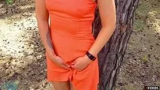 Vuole che tu ti prenda cura della sua figa sexy